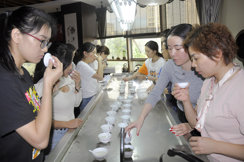 我国十大茶艺师培训排行榜:青年传承视角,00后的表达语系